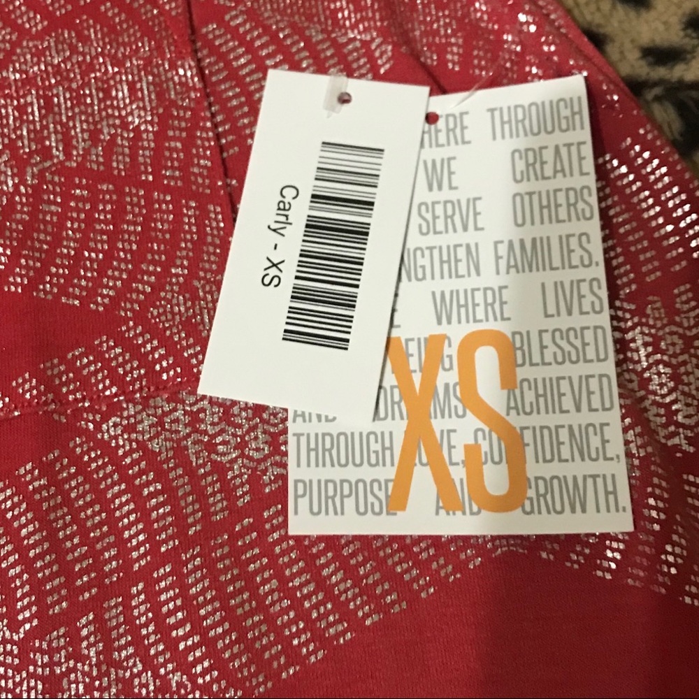 Lularoe Elegant 2016 Carly - Picture 2 of 7